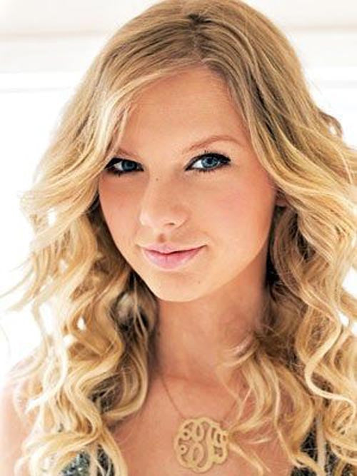 Swirly Initial Necklace