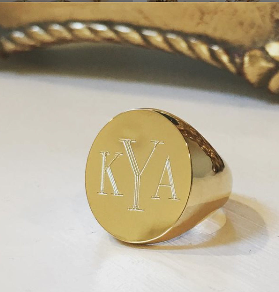 Monogram Gold Signet Ring – Be Monogrammed
