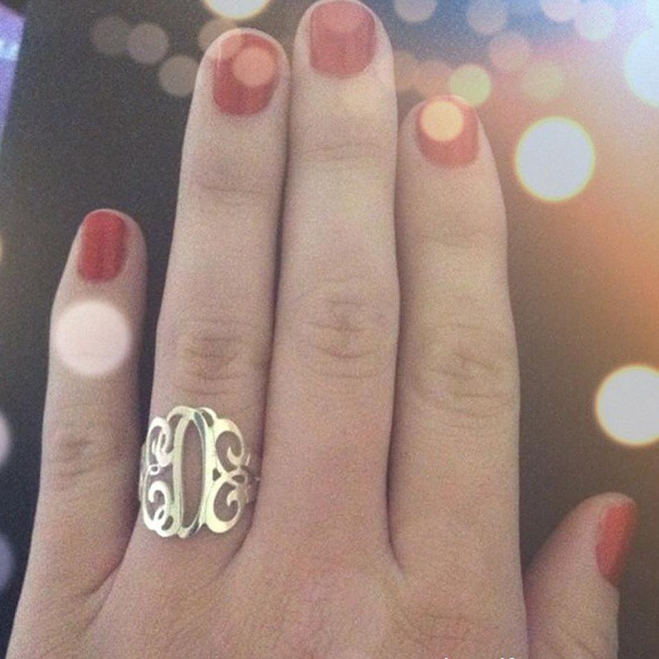 Personalized 14K Gold Vermeil Cutout Monogram Ring 3