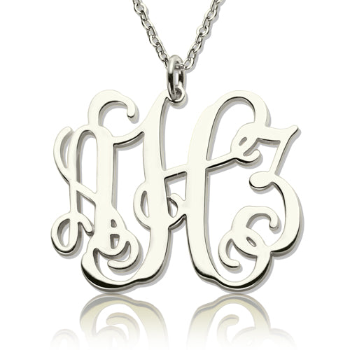 Vine Script Medium Monogram Necklace 4