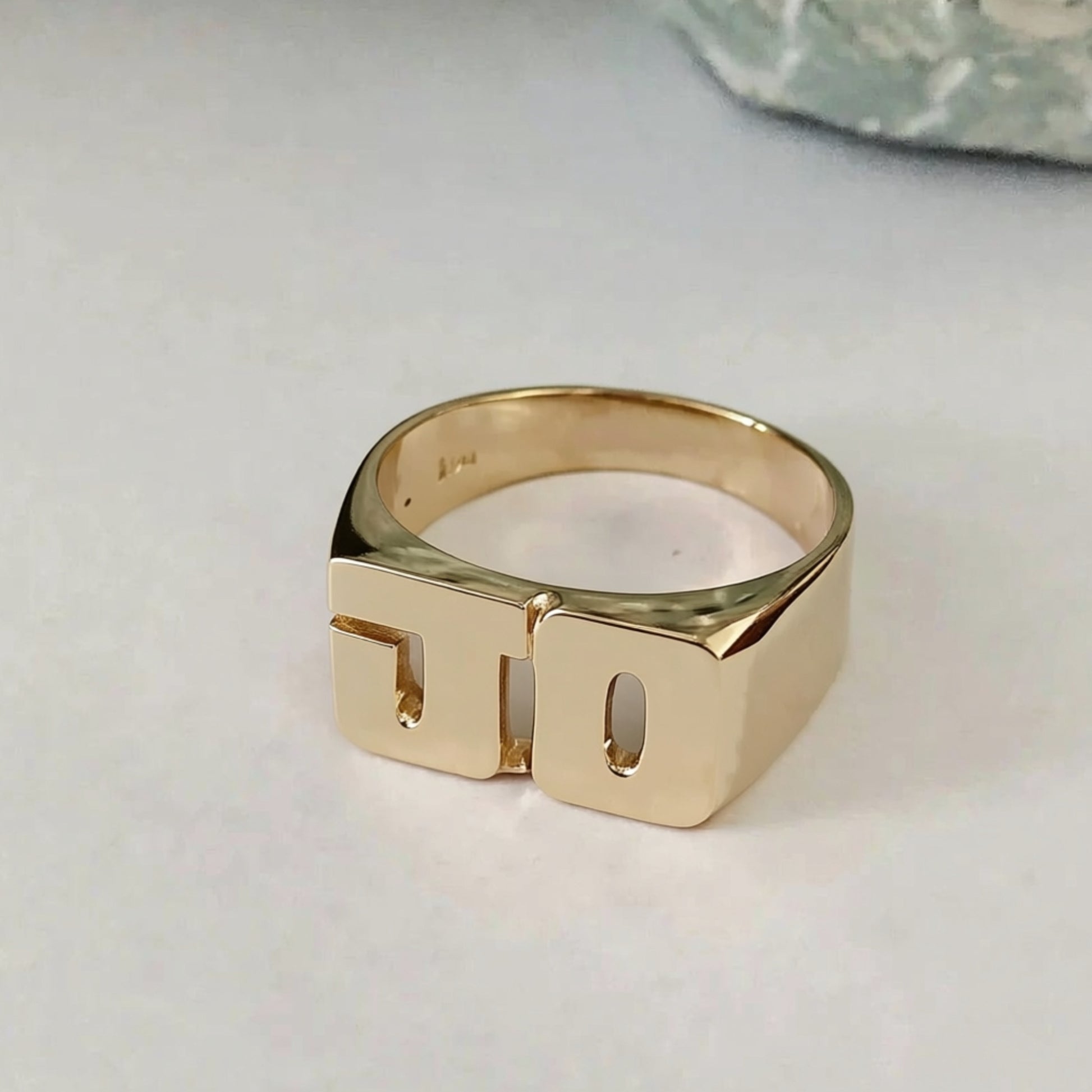 18k gold name ring