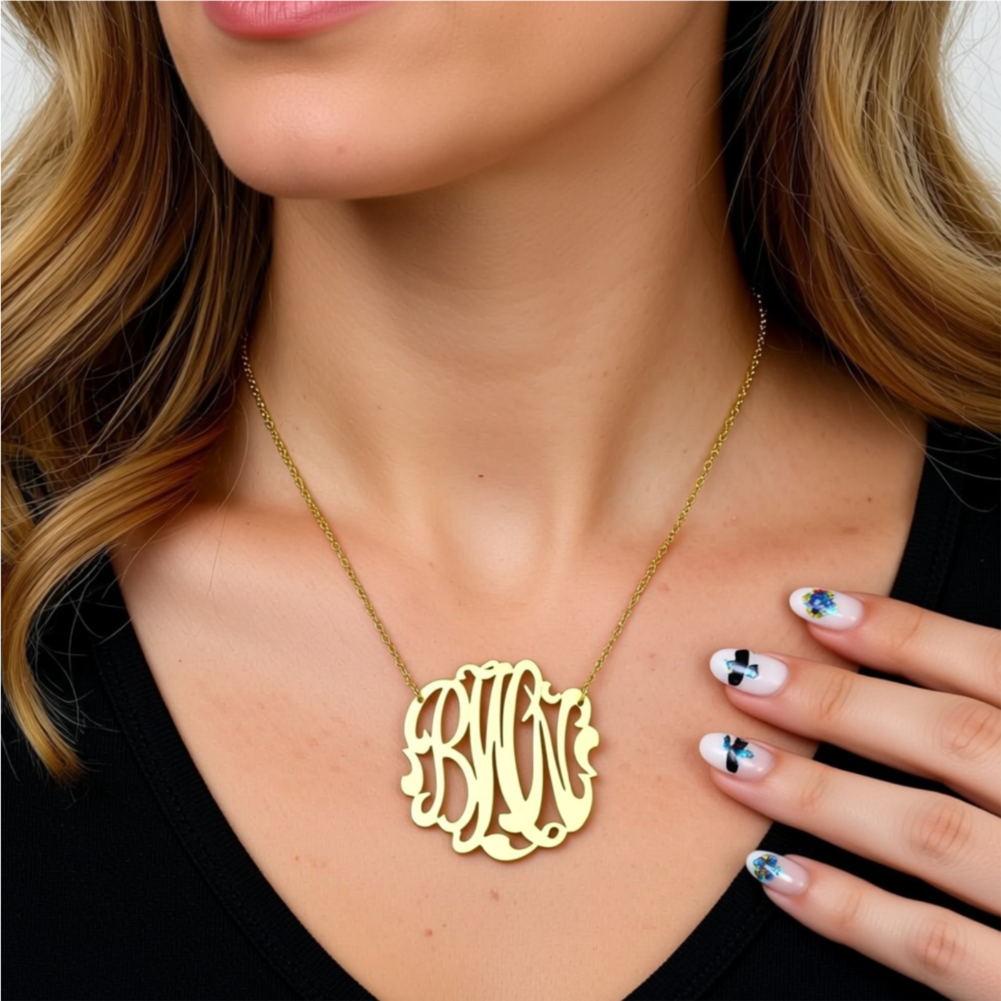 Freeform 3 Initial Monogram Necklace 6