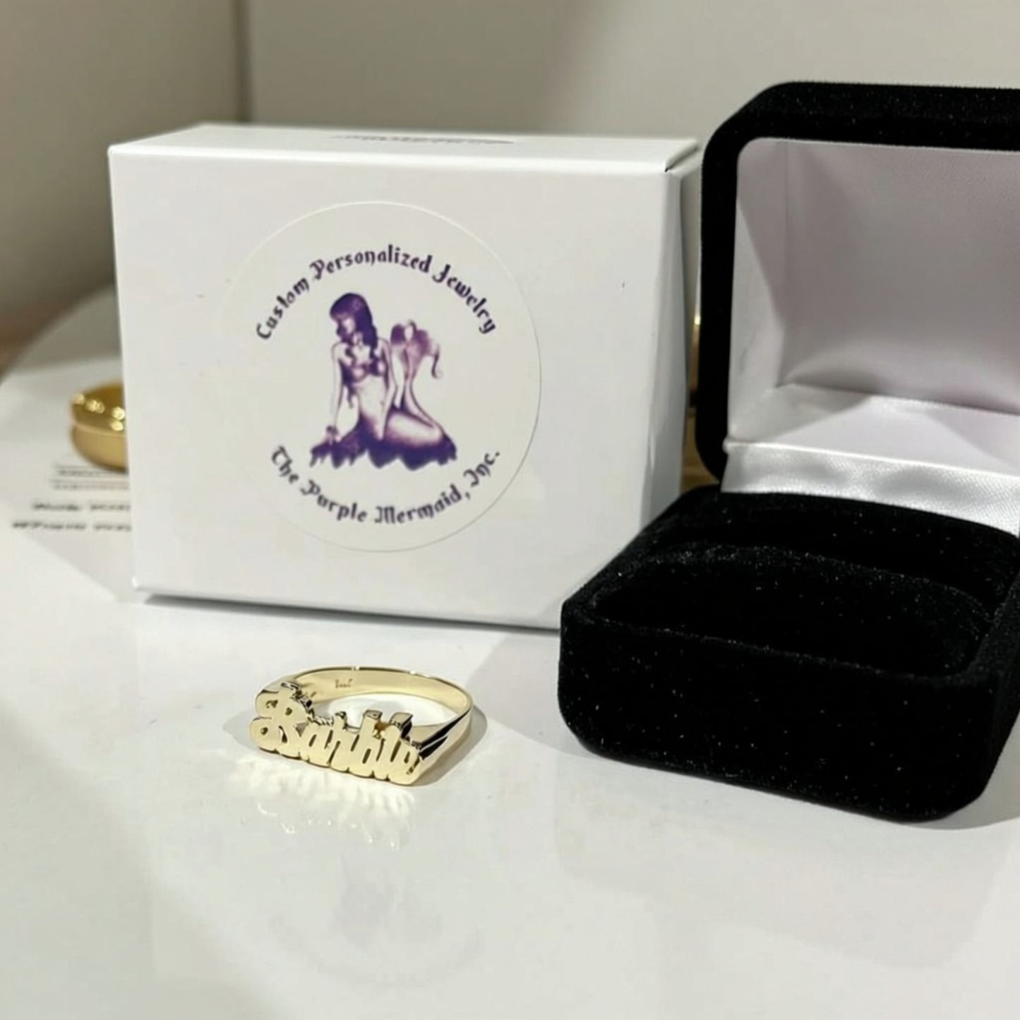 10K Gold Small Script Name Ring 3
