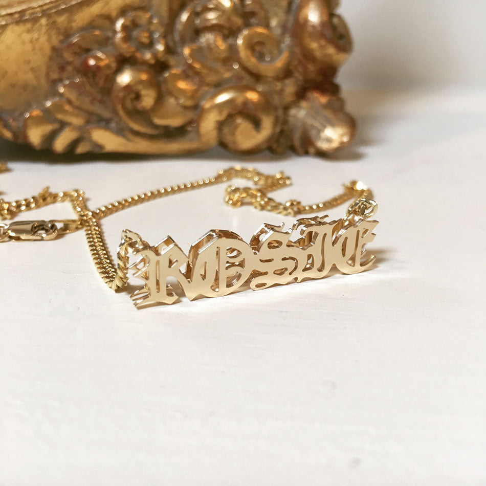 14k gold 3D gothic name necklace - 3mm chain