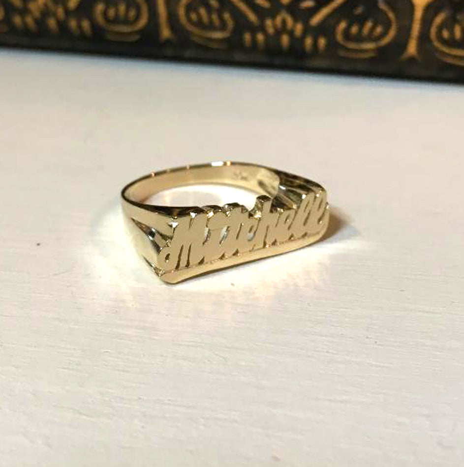 Small Script Gold Name Ring with Tail
