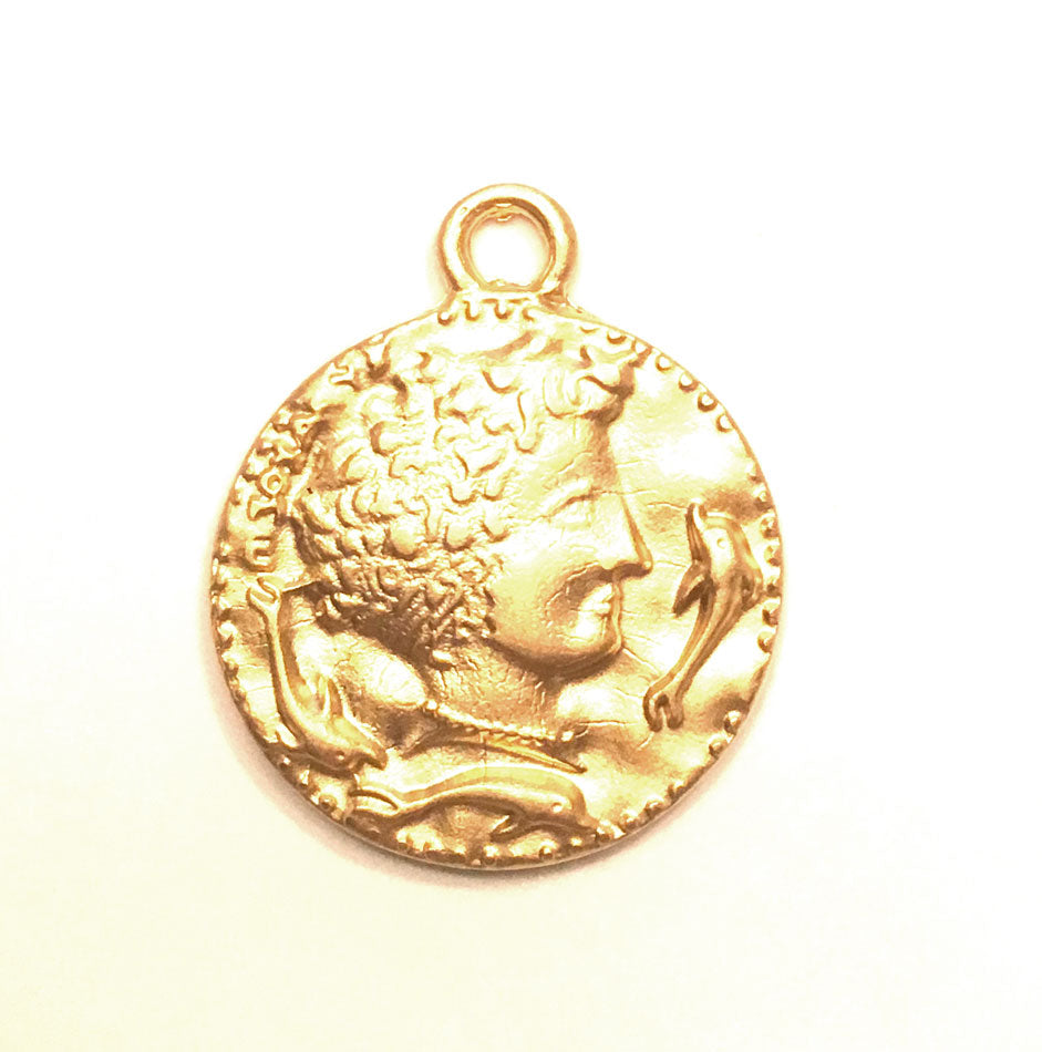 Gold Coin Medallion Necklace - Kim Kardashian 10