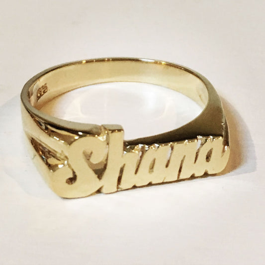 Small Gold Script Name Ring 2