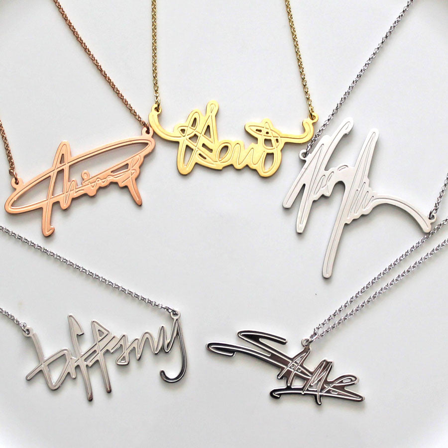 Your Signature Nameplate Necklace Sterling Silver Alternate 1